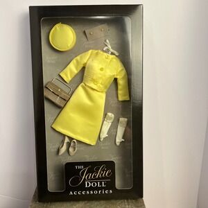 Franklin Mint The Jackie Doll Vive Jacqui Suit Ensemble Yellow Outfit Accessory